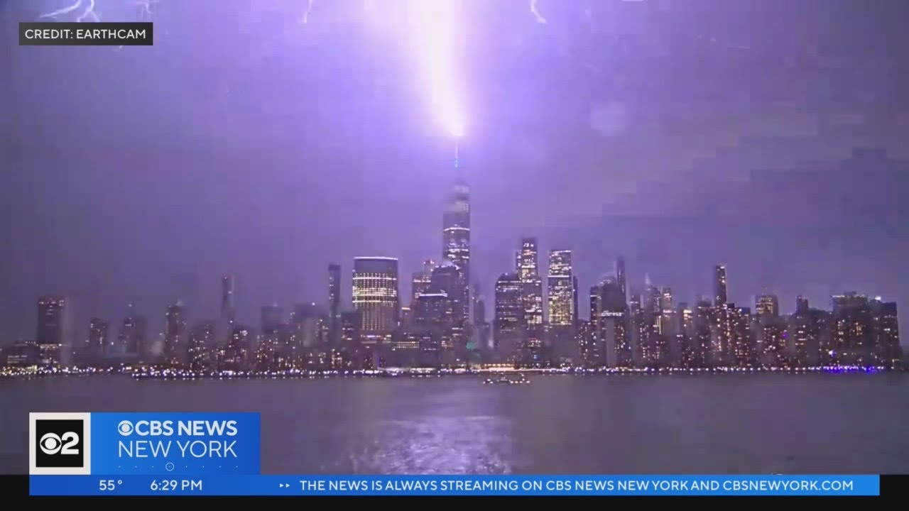 Lightning strikes One World Trade Center