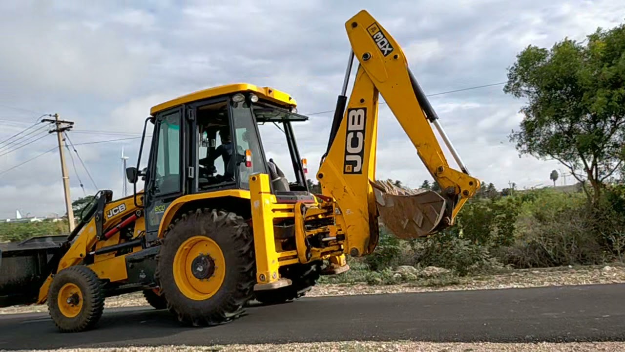 JCB on the road video clip 4K