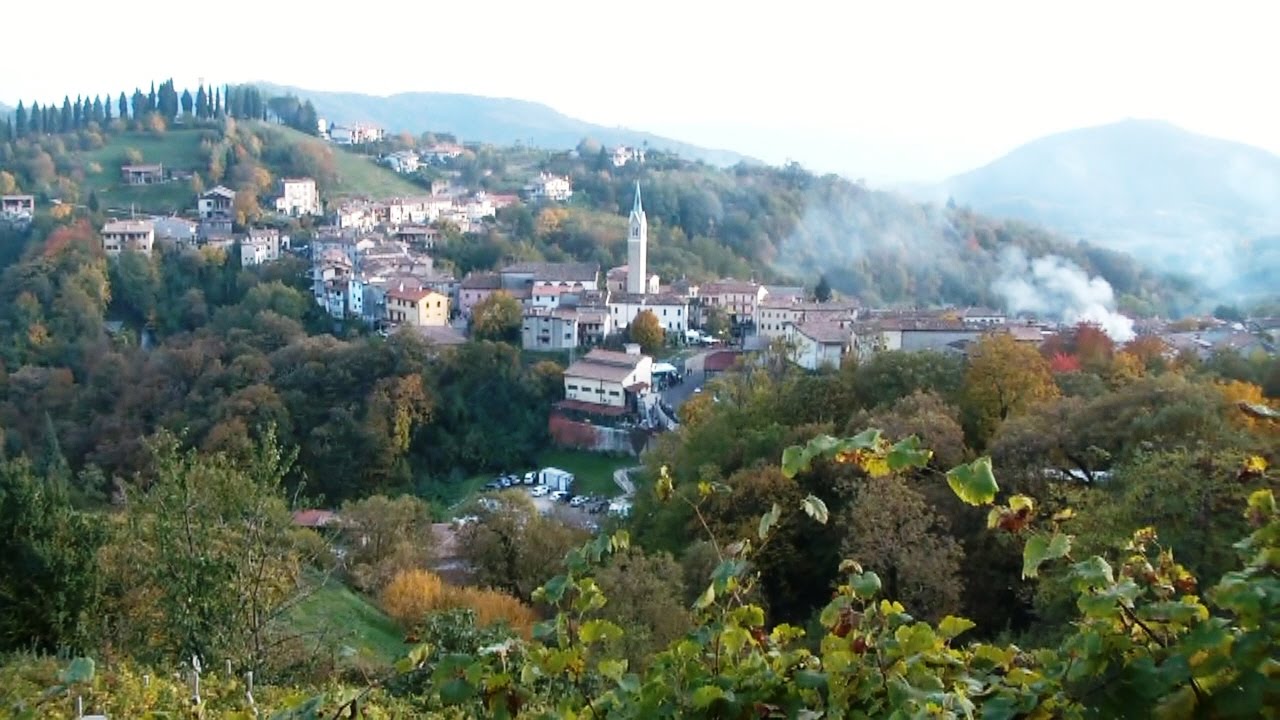 Combai- the land of the chestnut    (Combai- il paese dei marroni). mp4