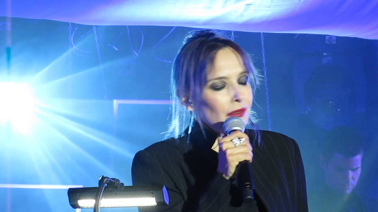 Jeanne Mas en concert à Croix (59) - Imagine (John Lennon)