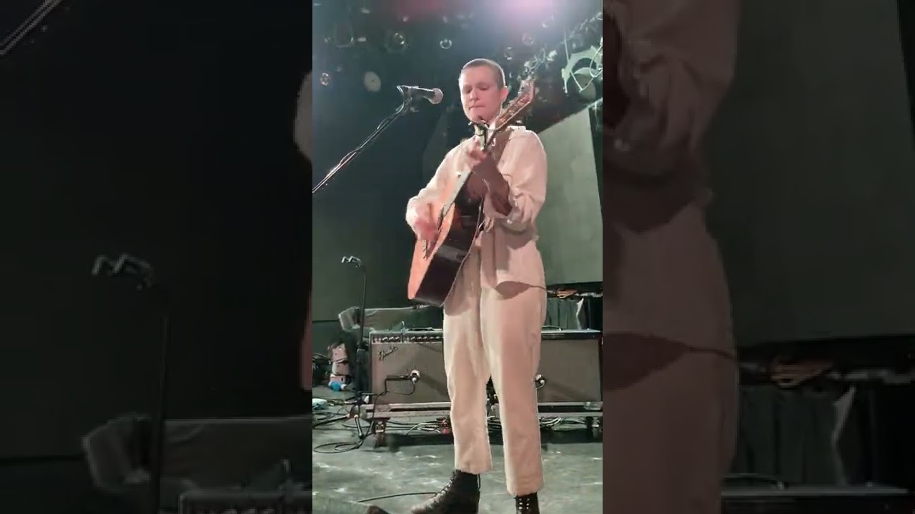 Big Thief Full Performance @ Rolling Hall, Seoul 221112