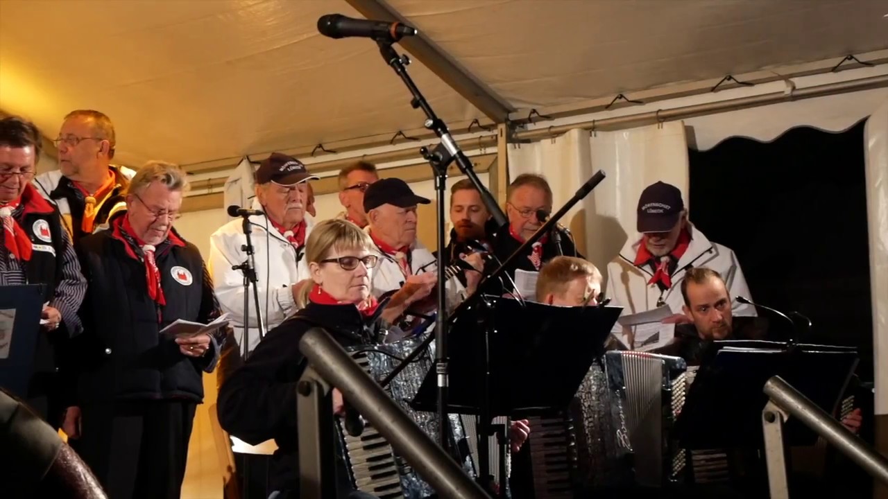 L&uuml;beck singt! mit dem Shanty-Chor M&ouml;wenschiet. Maisingen 2017