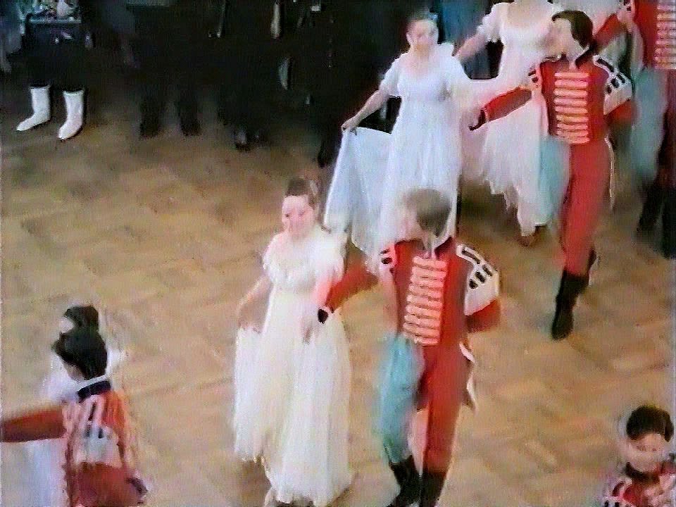 NEW YEAR 1992 IN RUSSIA - НОВЫЙ ГОД 1992 В РОССИИ