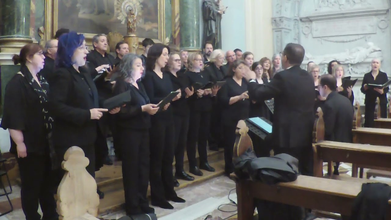 Funeral Coral Santiago Apóstol Madrid Iglesia Santa Barbara 22 04 2025