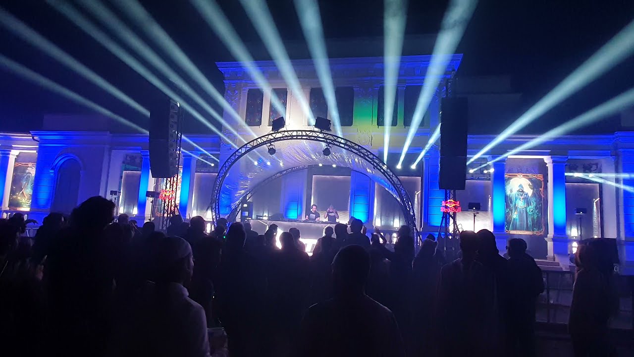 Craig Connelly b2b Factor B playing Factor B - Innerspace  UNTOLD