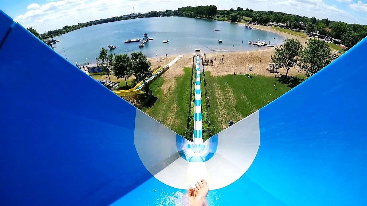 Killer Surf Freefall :: Kamikaze-Rutsche | Wipe Out Beldert Beach Zoelen
