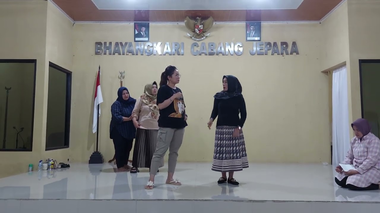 Kabaret Bawang Merah Bawang Putih