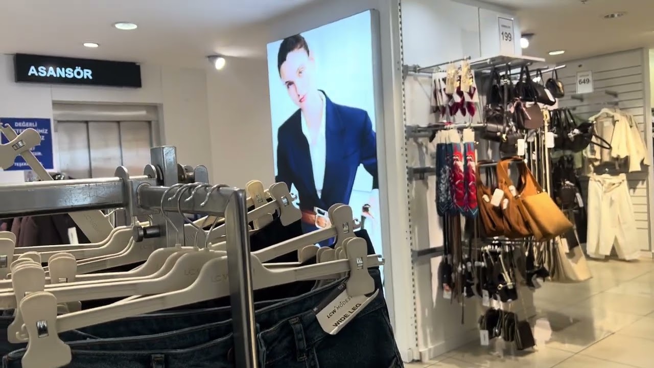 LC Waikiki‘de bayram indirimleri