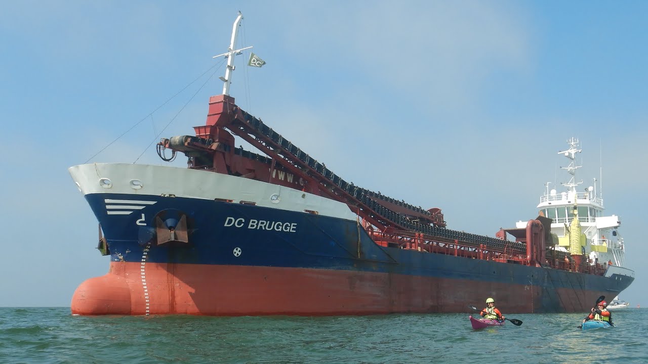 NORTHSEAKAYAK - Rescue Training Dredger Brugge
