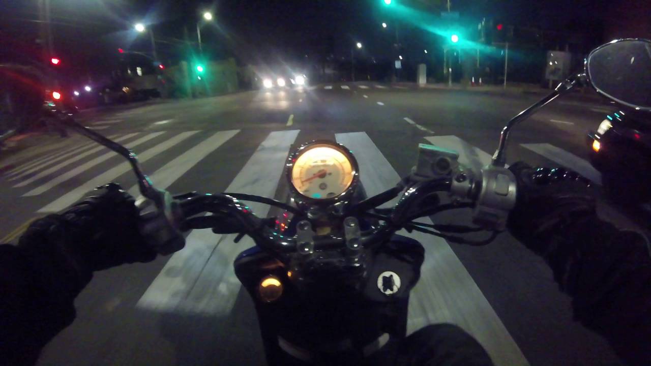 Yamaha Vino 125 Night Ride POV