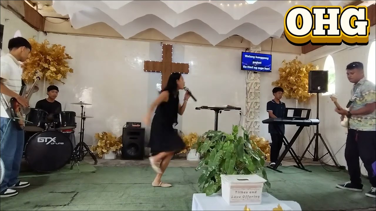 PAW PRAISE