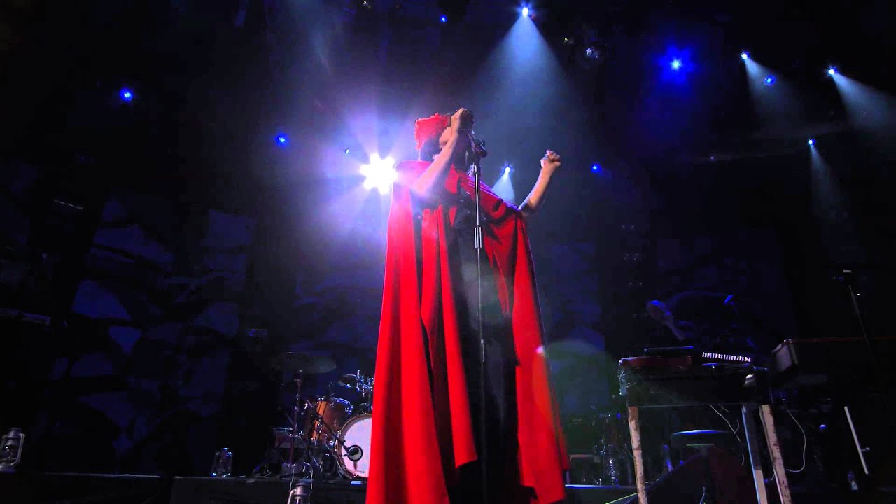 [HD] Bat For Lashes - What's a Girl to Do? (Live at iTunes Festival 2012)