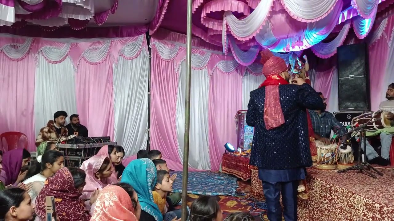 Singer chaman Lahari 
