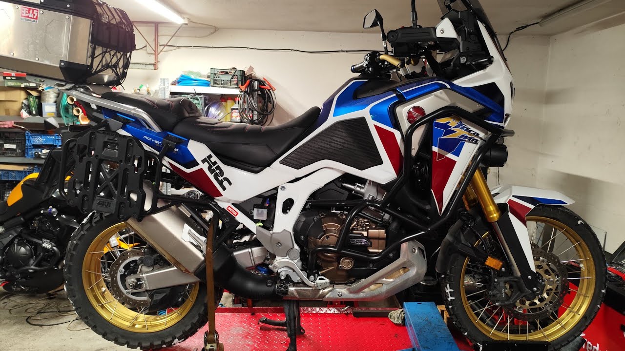 Honda CRF 1100 DCT Adventure Sports, przegląd po 24 tyś km, kilka usprawnień oraz drobne awarie.