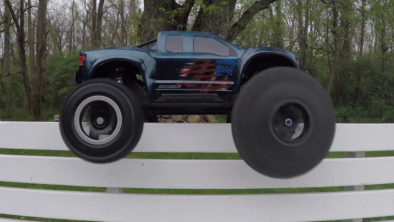 WOW!!!  Proline Badlands MX43 vs Traxxas 8s & 6s Tires