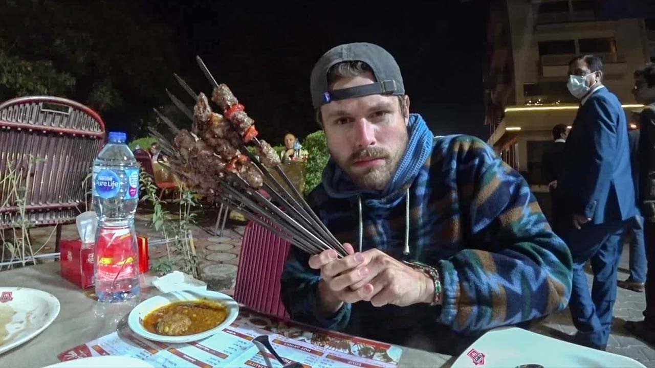 $15 Afghani food feast 🇦🇫 اسلام آباد کا $15 افغانی کھانا پارٹی
