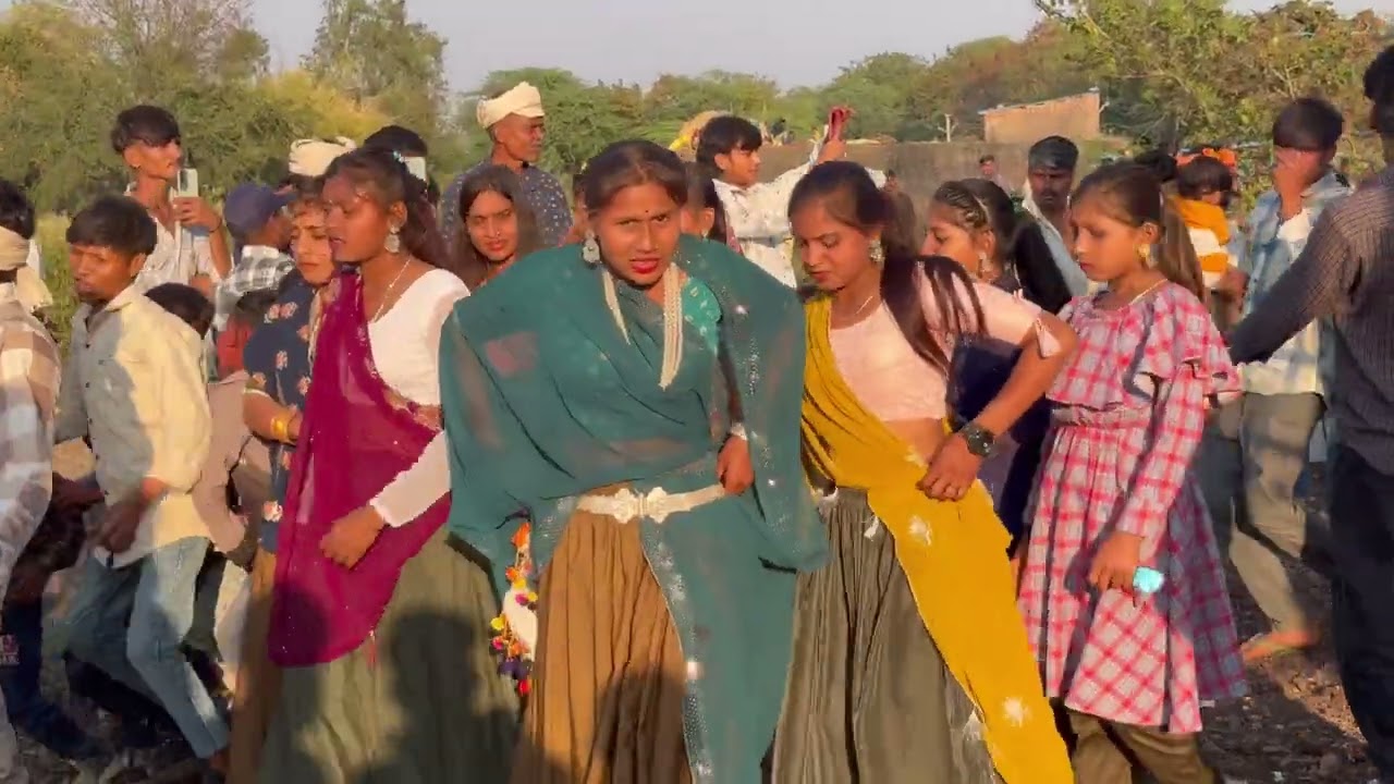 आदीवासी परम्परा 🎯🧍‍♂️