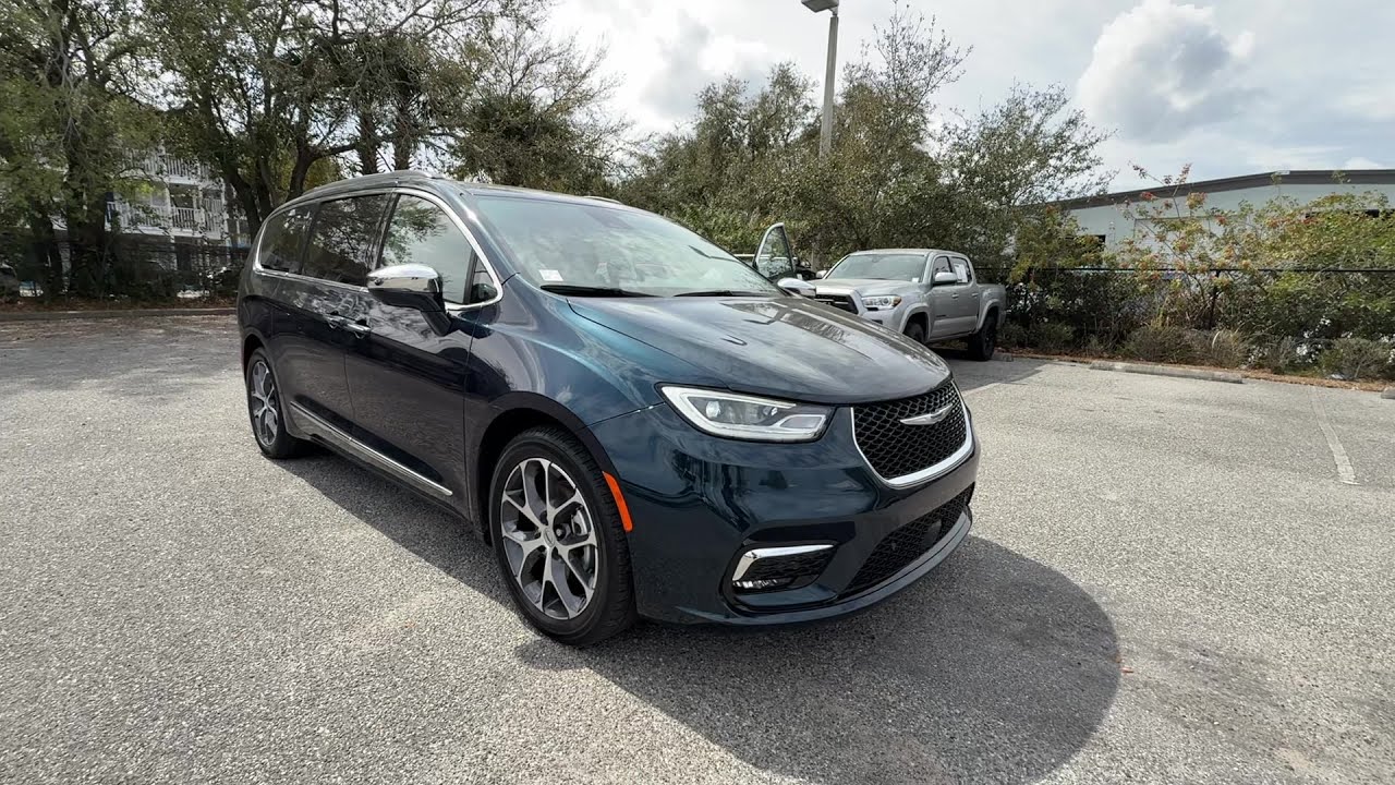 2022 Chrysler Pacifica Limited Orlando, St. Cloud, Apopka , Winter Park, Kissimmee