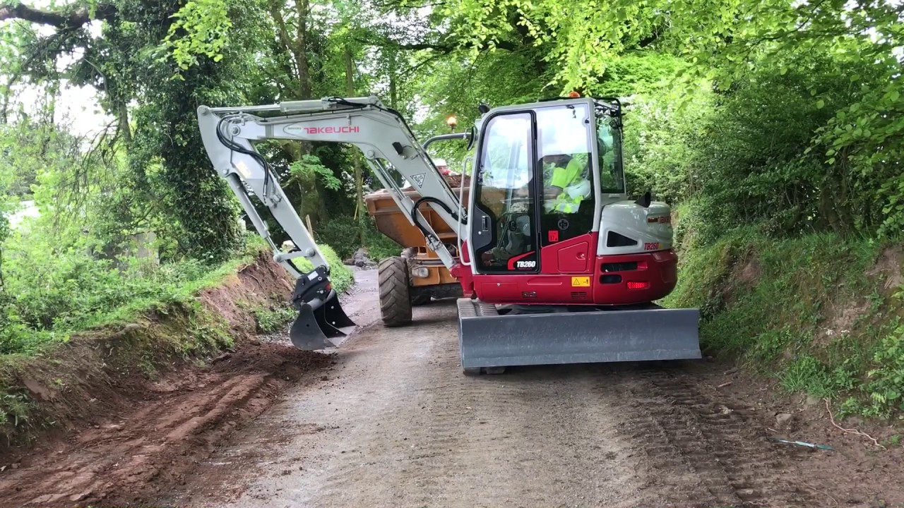 New 6 ton Takeuchi in action for first time