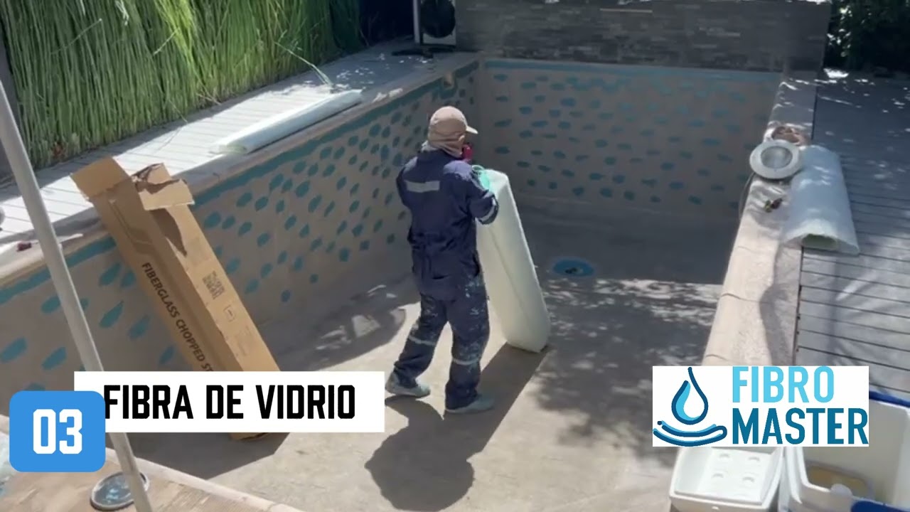 &iexcl;Transformamos esta piscina con enfibrado y el resultado es incre&iacute;ble!
