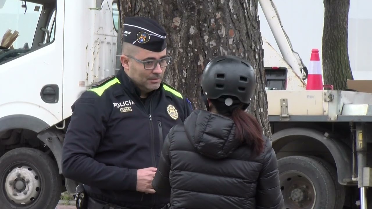 Platja d'Aro engega una campanya informativa sobre l'ús dels patinets