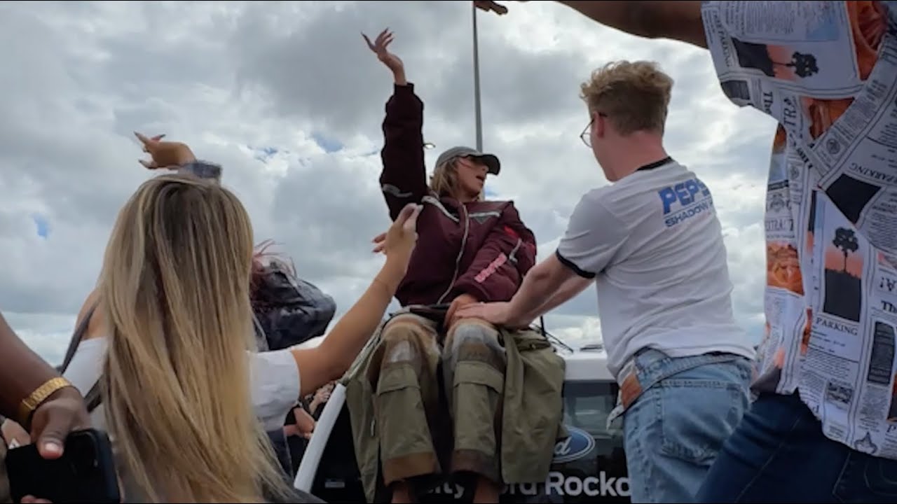 Tate McRae – Sydney Fan Event Pop Up (Official Recap)