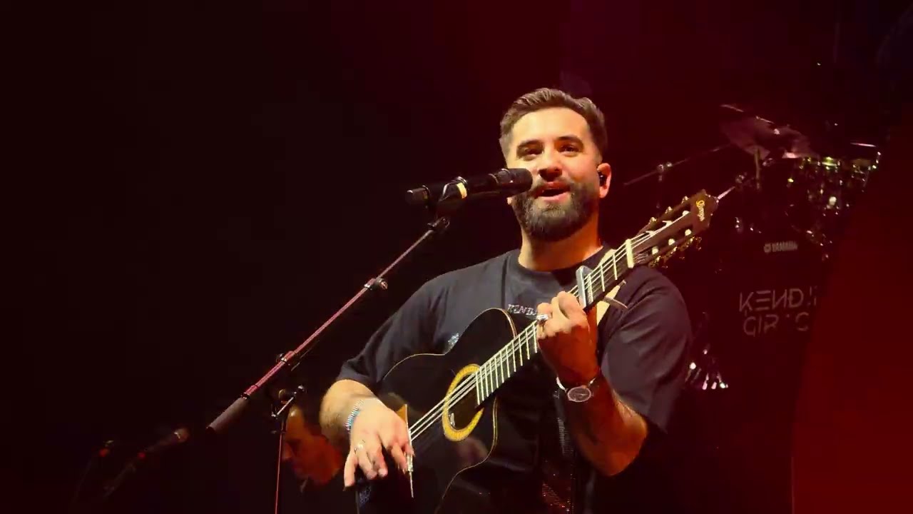 Kendji Girac - Bella (Live In Paris 15/03/26)