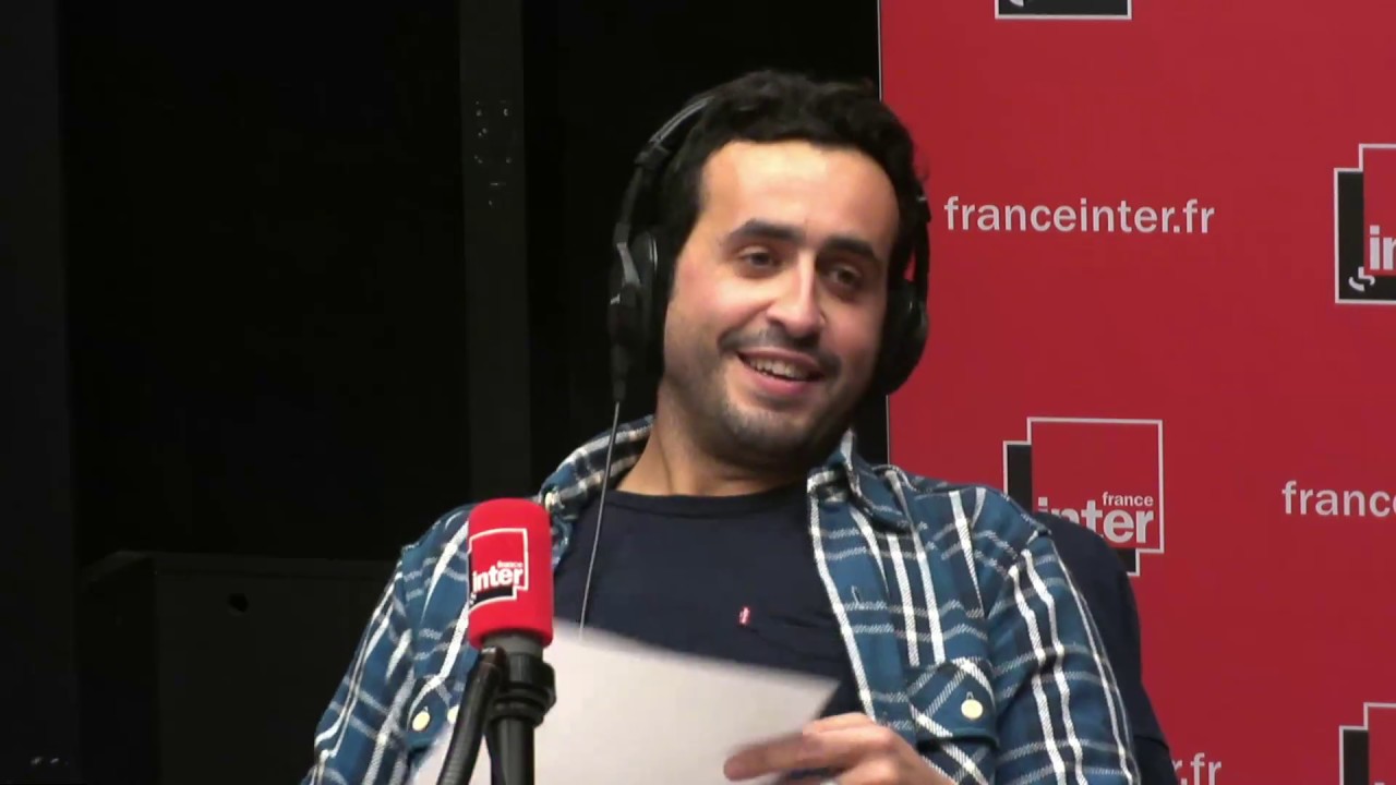 Le dossier Lactalis - Le Sketch avec Jonathan Cohen