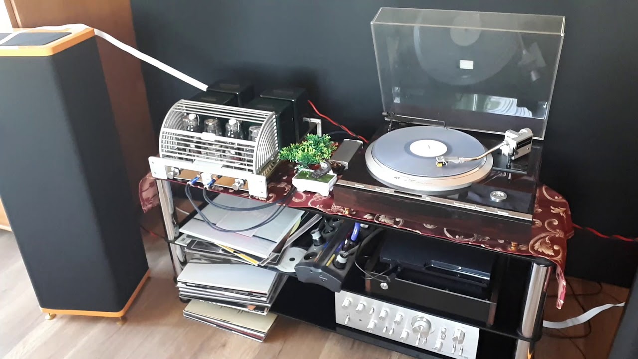 Yaqin MC100B, Vandersteen, JVC QL-Y5F, IFI Phone Amp