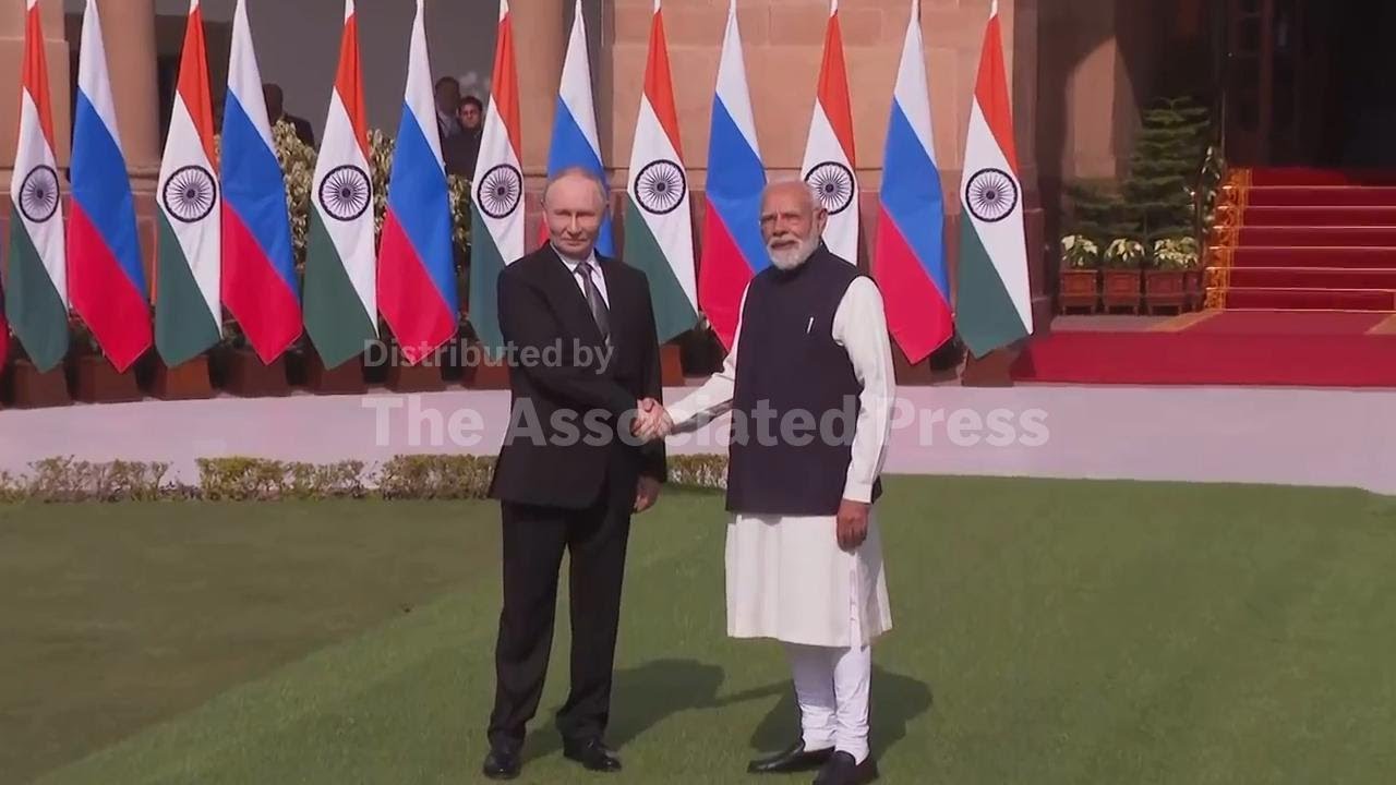 Putin meets Indian Prime Minister Narendra Modi in New Delhi