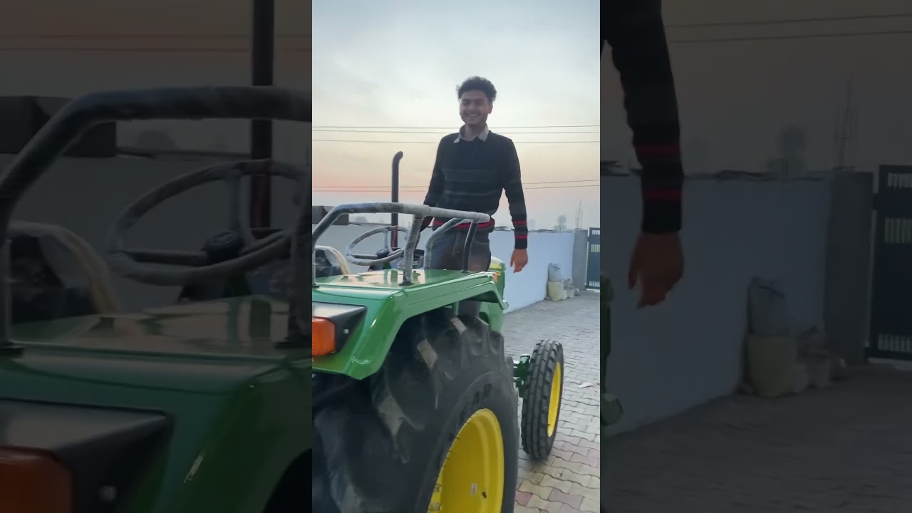 #tochantractor #swaraj vs John Deere Tochan testing 😂#newshorts #newvideo #johndeeretractor