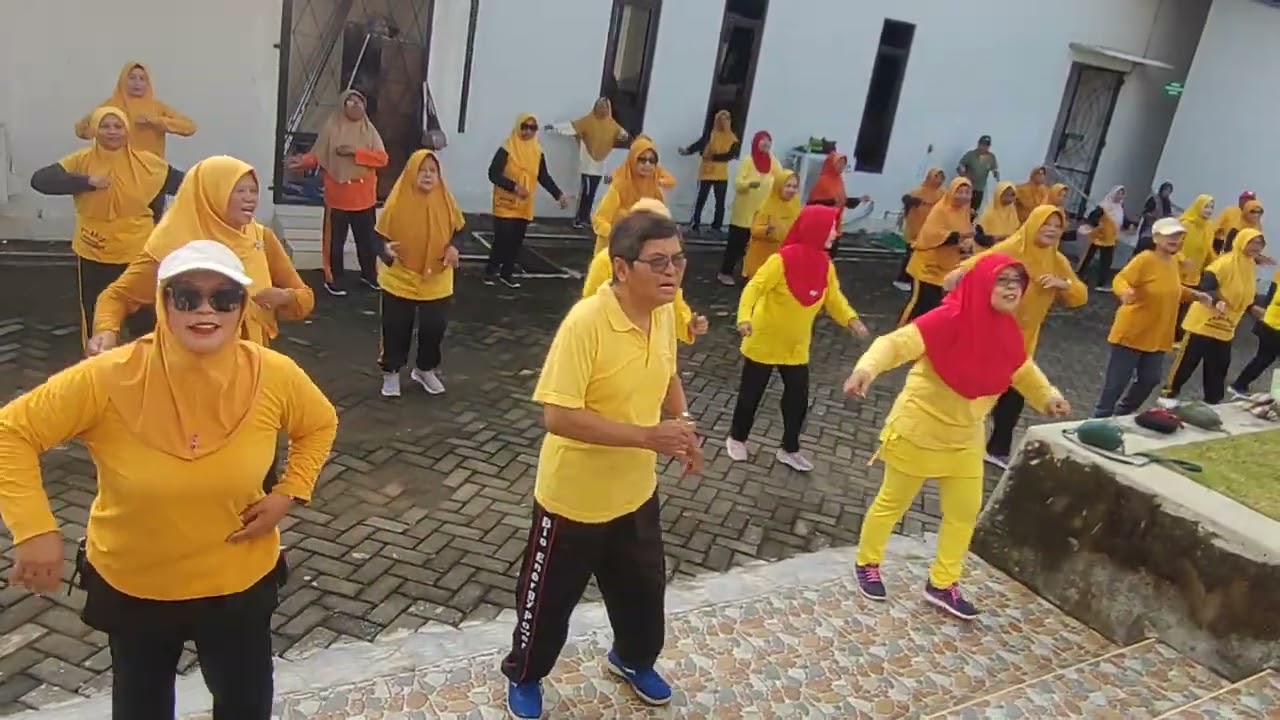 Senam prolanis puskesmas karangpandan Thursday 5 February,2026