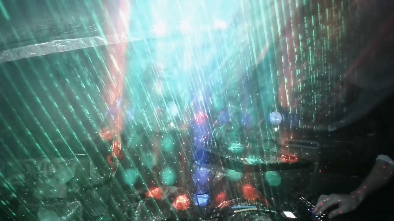 - SH4D - Fog Walking - Let's Groovebox - (flashing lights seizure warning)