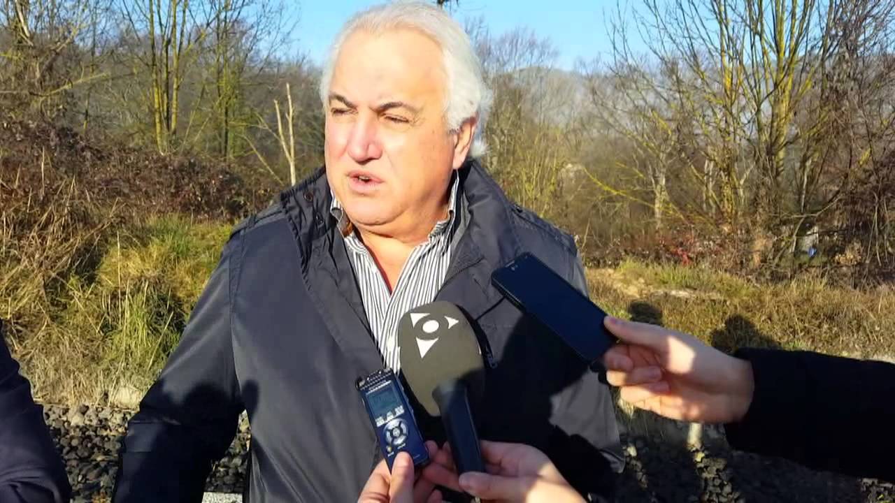 Conservació del paviment de les vies públiques d’Olot   carrer Macarnau