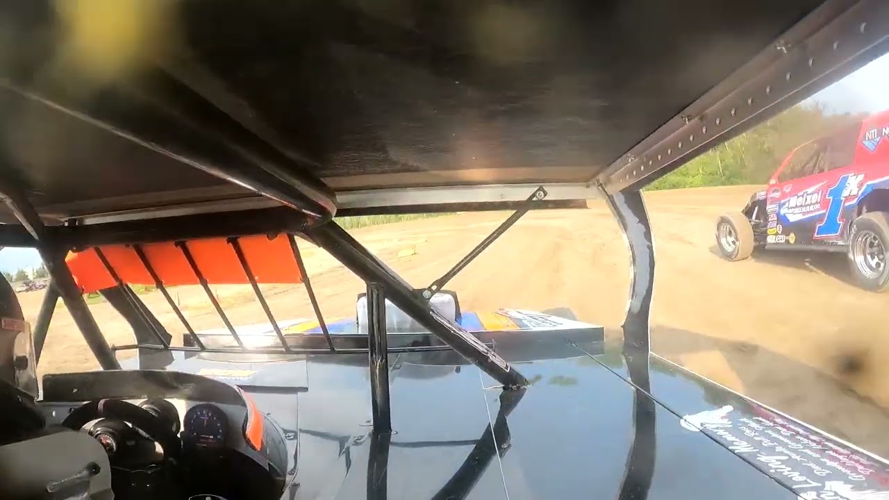 Justin Froemming #32 Heat race (Viking Speedway) #onboardracing #dirtracing