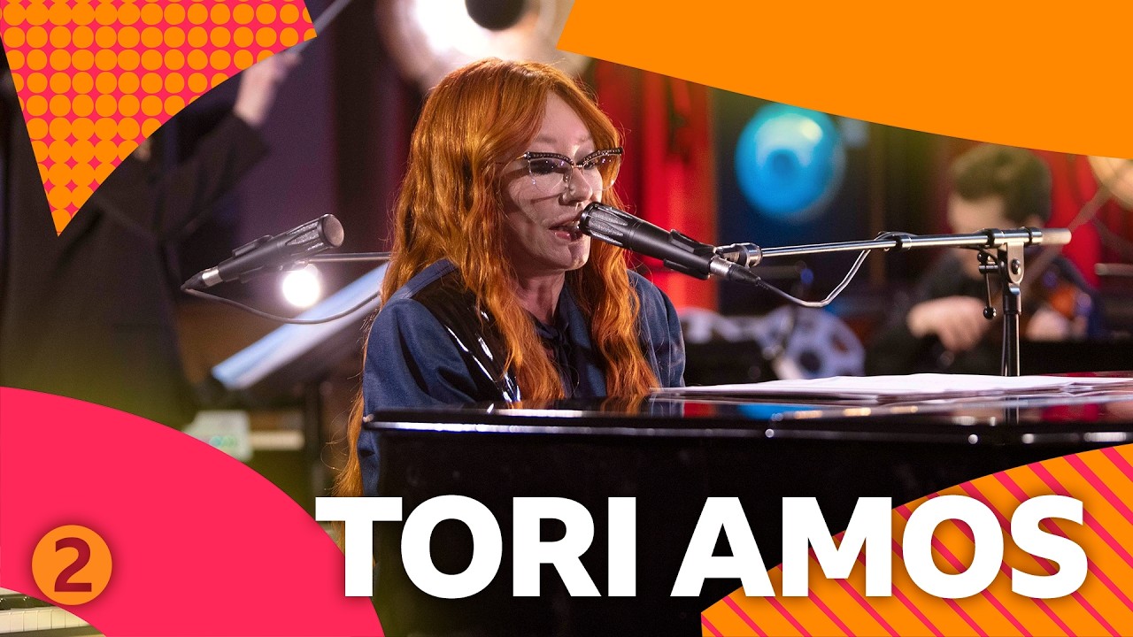Tori Amos - Stronger Together ft. BBC Concert Orchestra | Radio 2 Piano Room