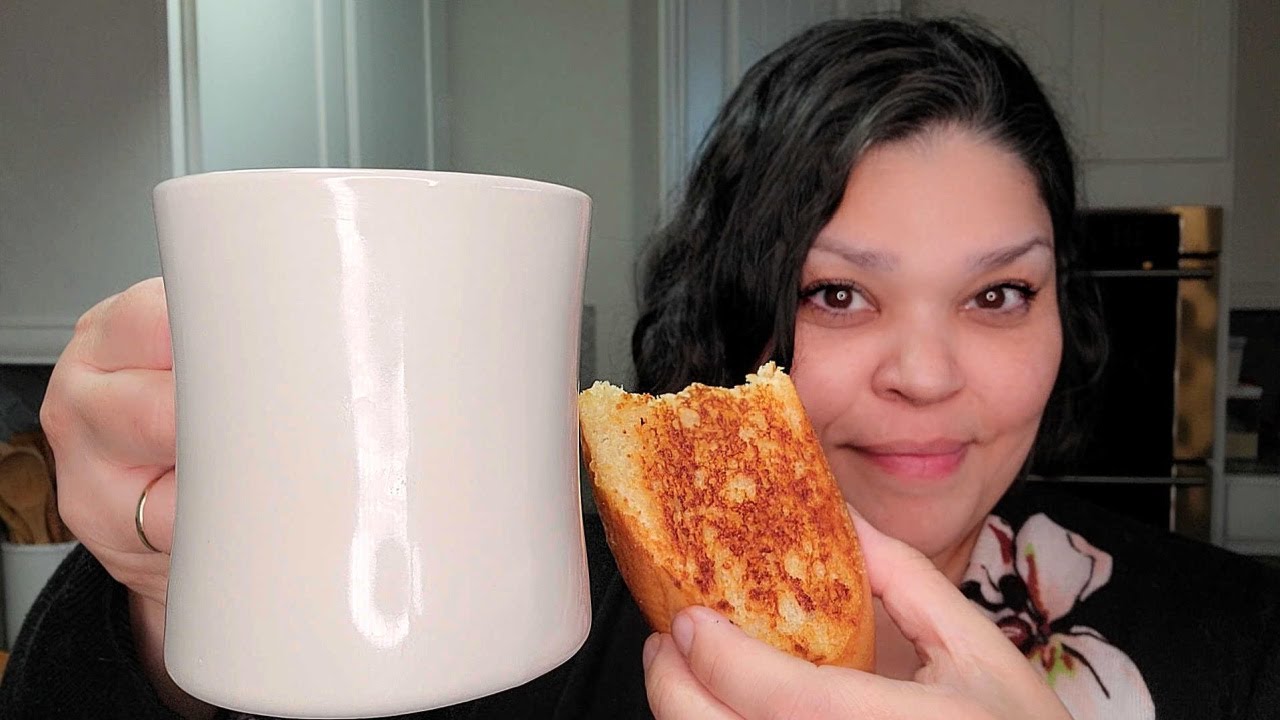 Christmas Morning ATOLE DE COCO | Vlogmas Day 25 | Simply Mam&aacute; Cooks