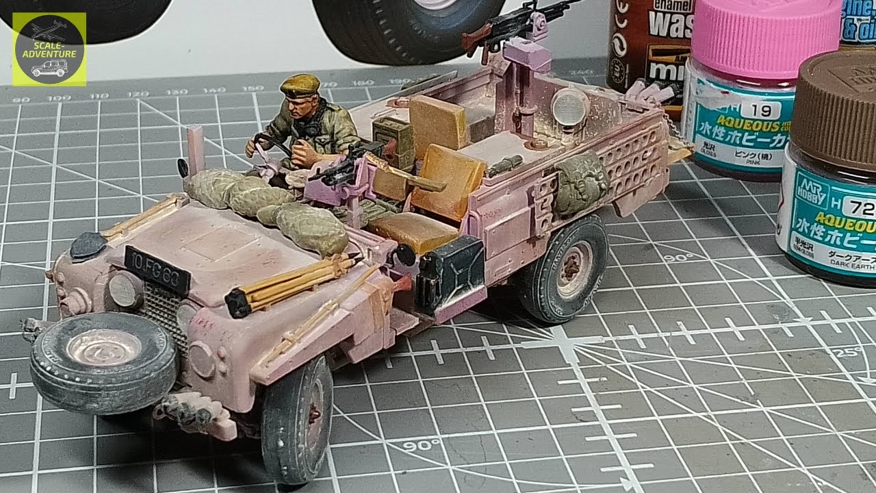 Land Rover Pink Panther SAS Tamiya 1/35