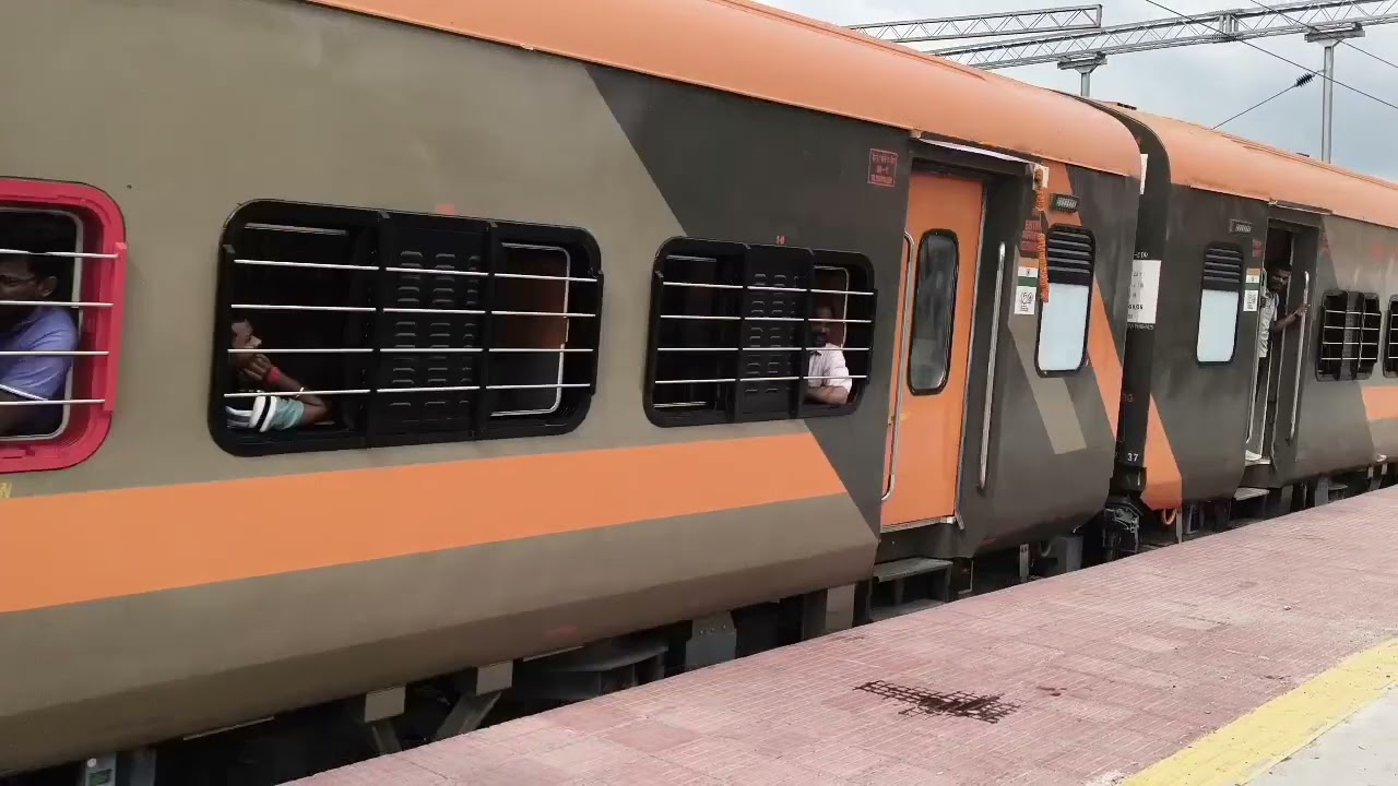 Amrit Bharat Express Vande Bharat special Gaya New Delhi 