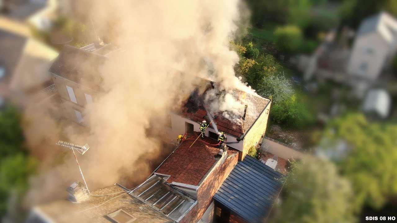 Feu de maison à Charleville Mézières 26 04 2020 SP08 officiel
