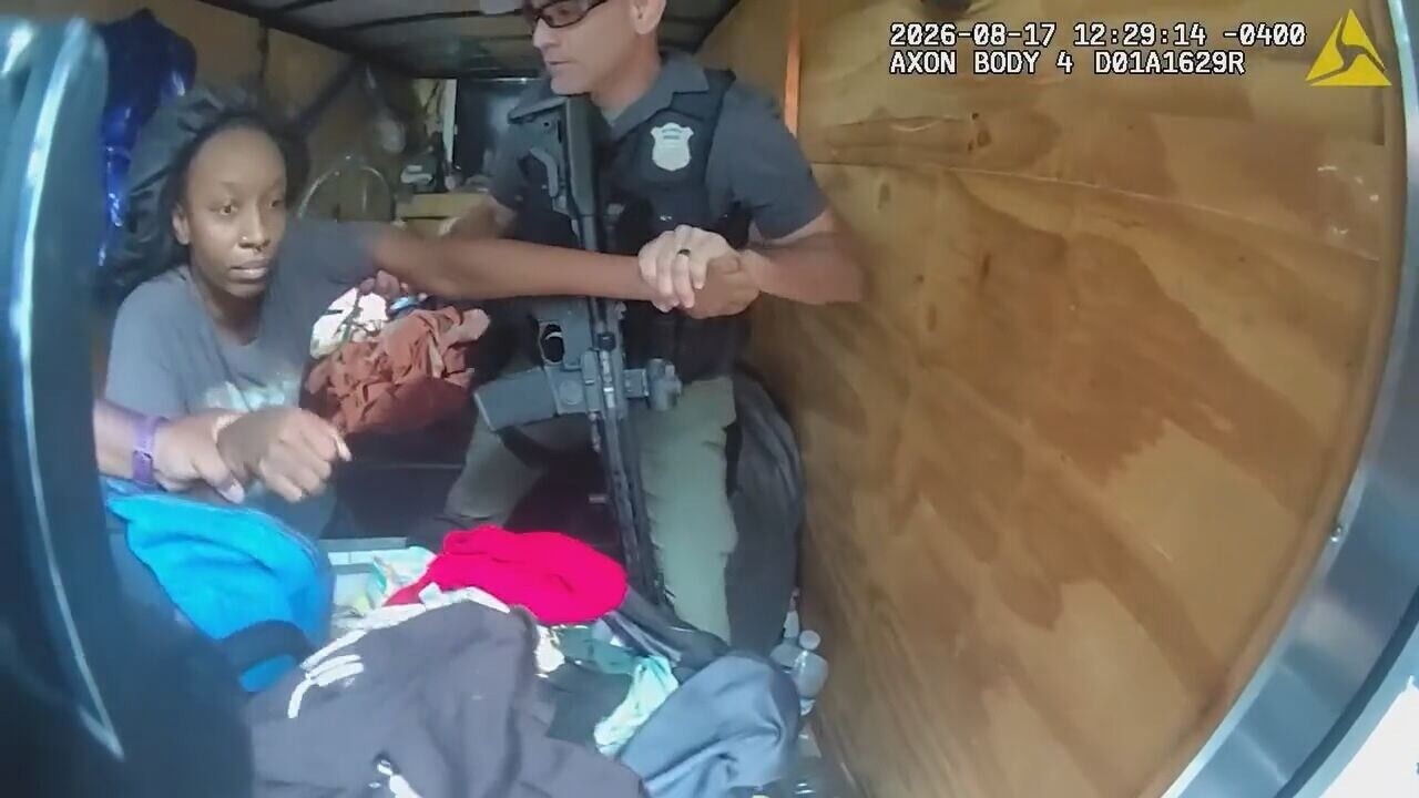 The Emotional Moment Police Found Two Missing Children