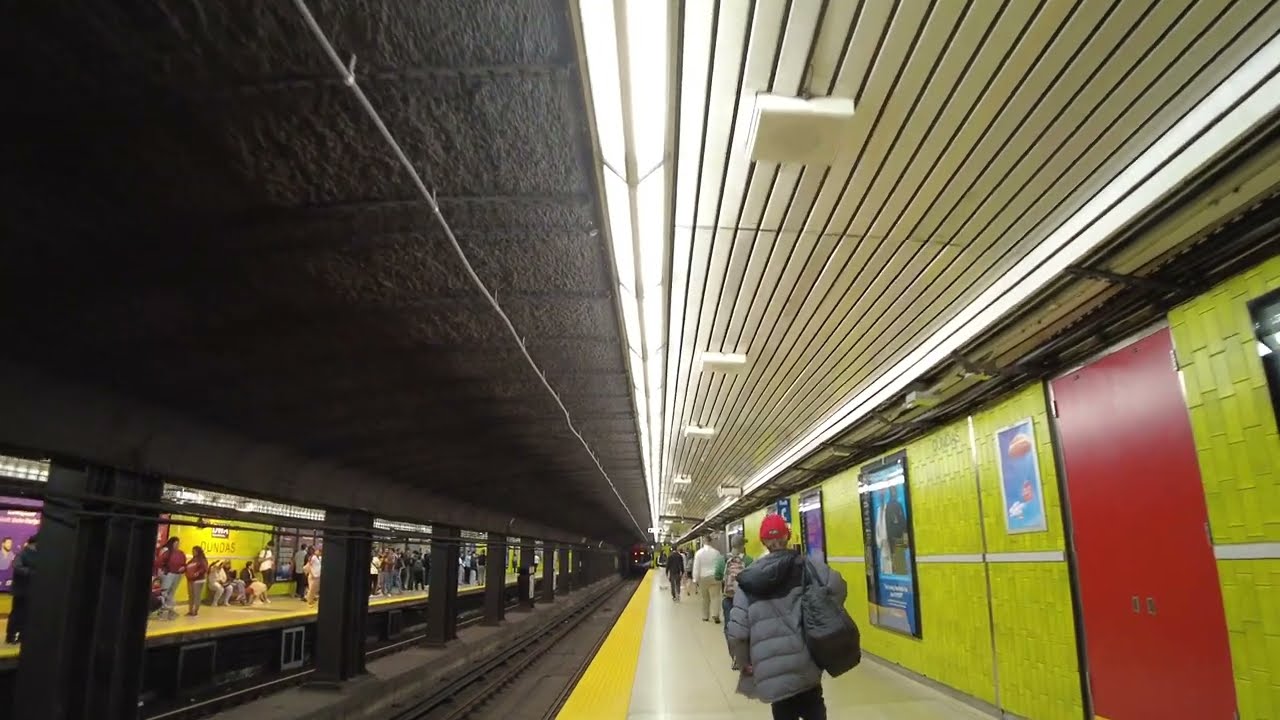 TTC Subway Line 1: Davisville to Dundas Square