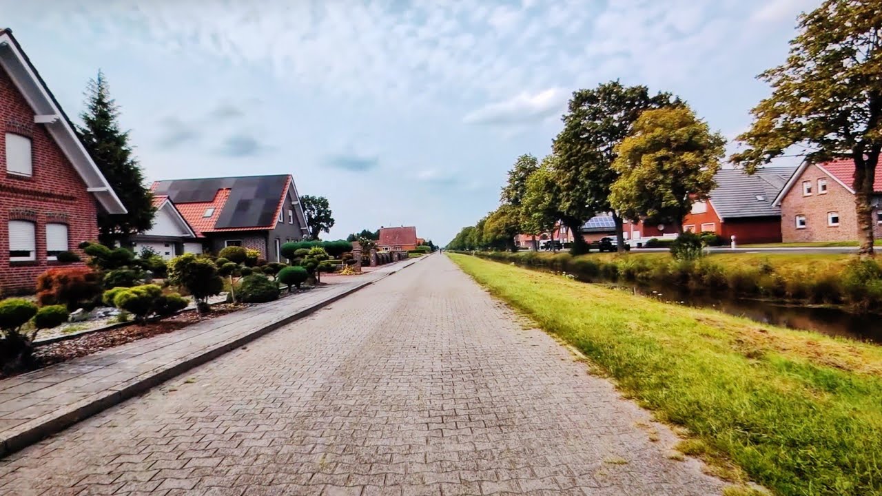 Papenburg, Fahrt mit dem Rad durch die ganze Umländerwiek..