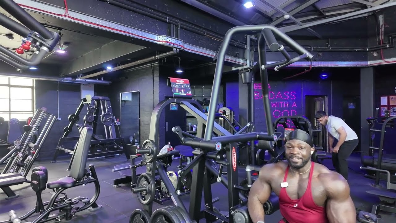 TRYING OUT PANATTA BACK EQUIPMENTS AT KINGDOM GYM BIRMINGHAM