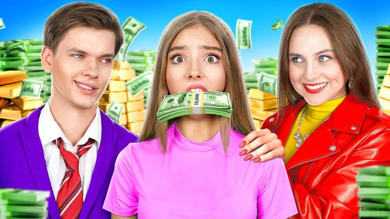 My Rich Mom is a Criminal! A Story About My Mom Secret