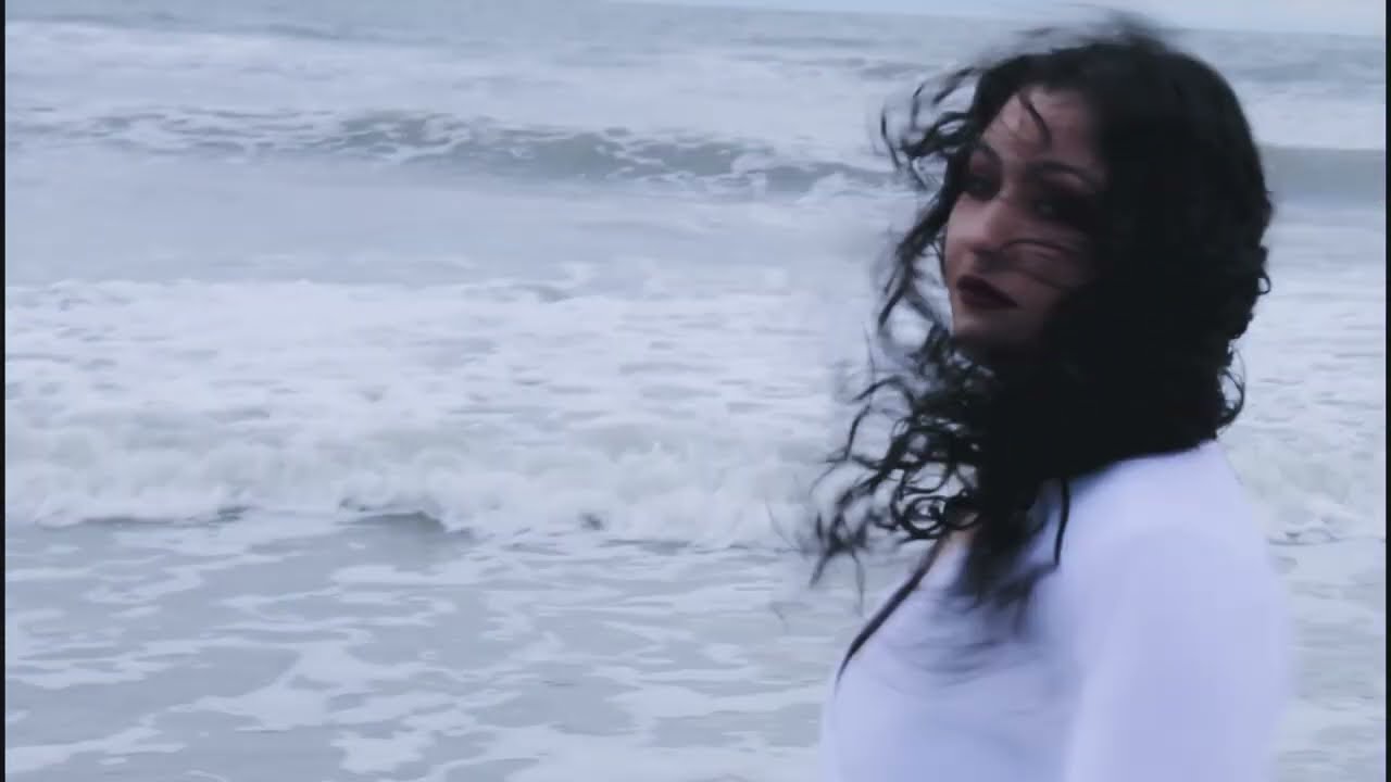 REVERYA - DREAM TRAVEL (OFFICIAL MUSIC VIDEO)