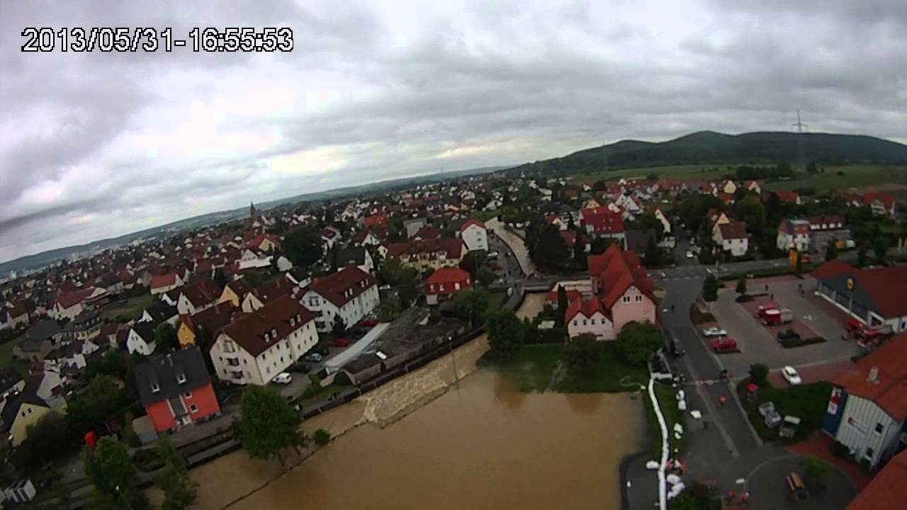 2013-05-31 Hochwasser Hallstadt Luftaufnahme 4/5
