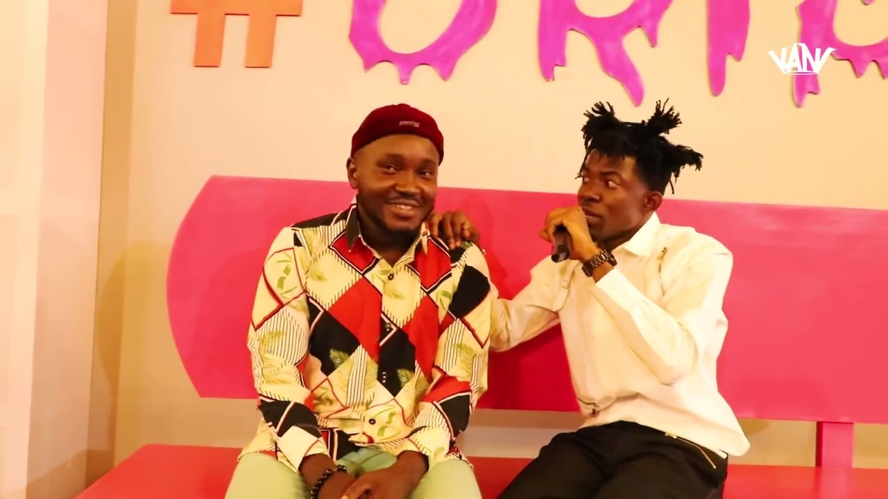 Review on the red carpet of @3musicawards22  by @3MUSICNetworks