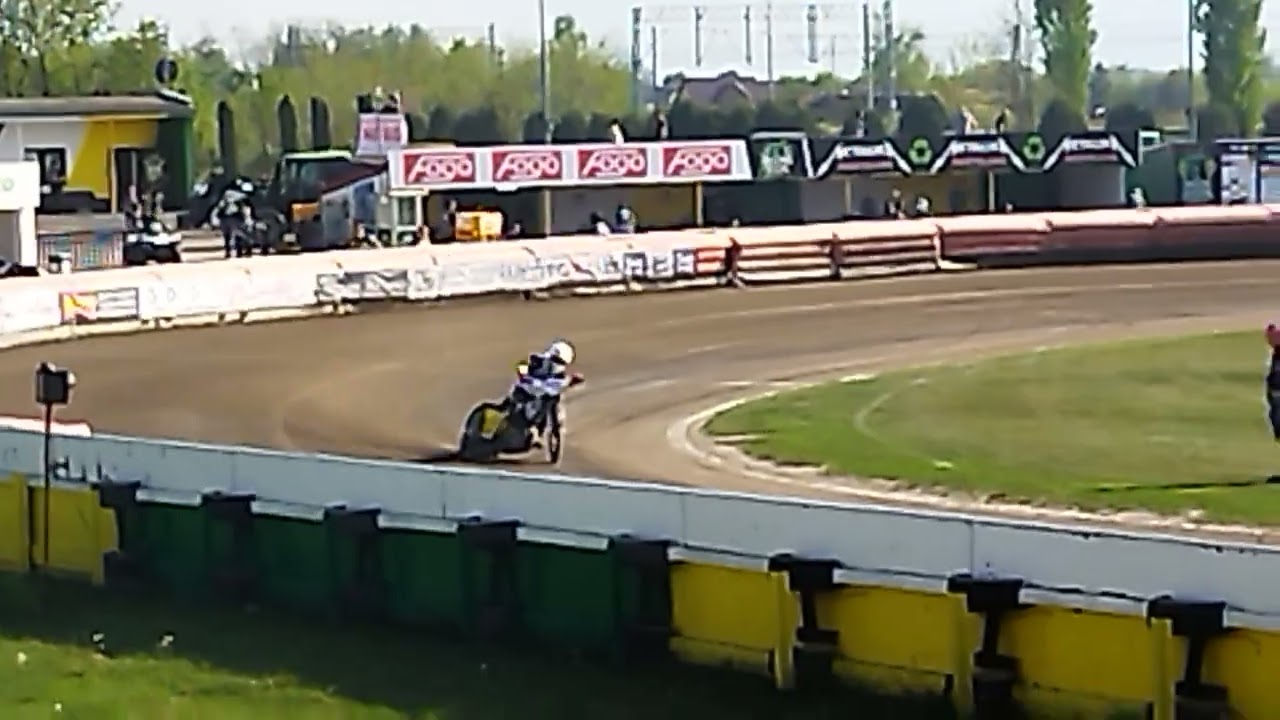 Pr&oacute;ba toru R.Holty i C.Harrisa Kolejarz RAWICZ vs PSŻ POZNAŃ 2 Liga 5 Runda