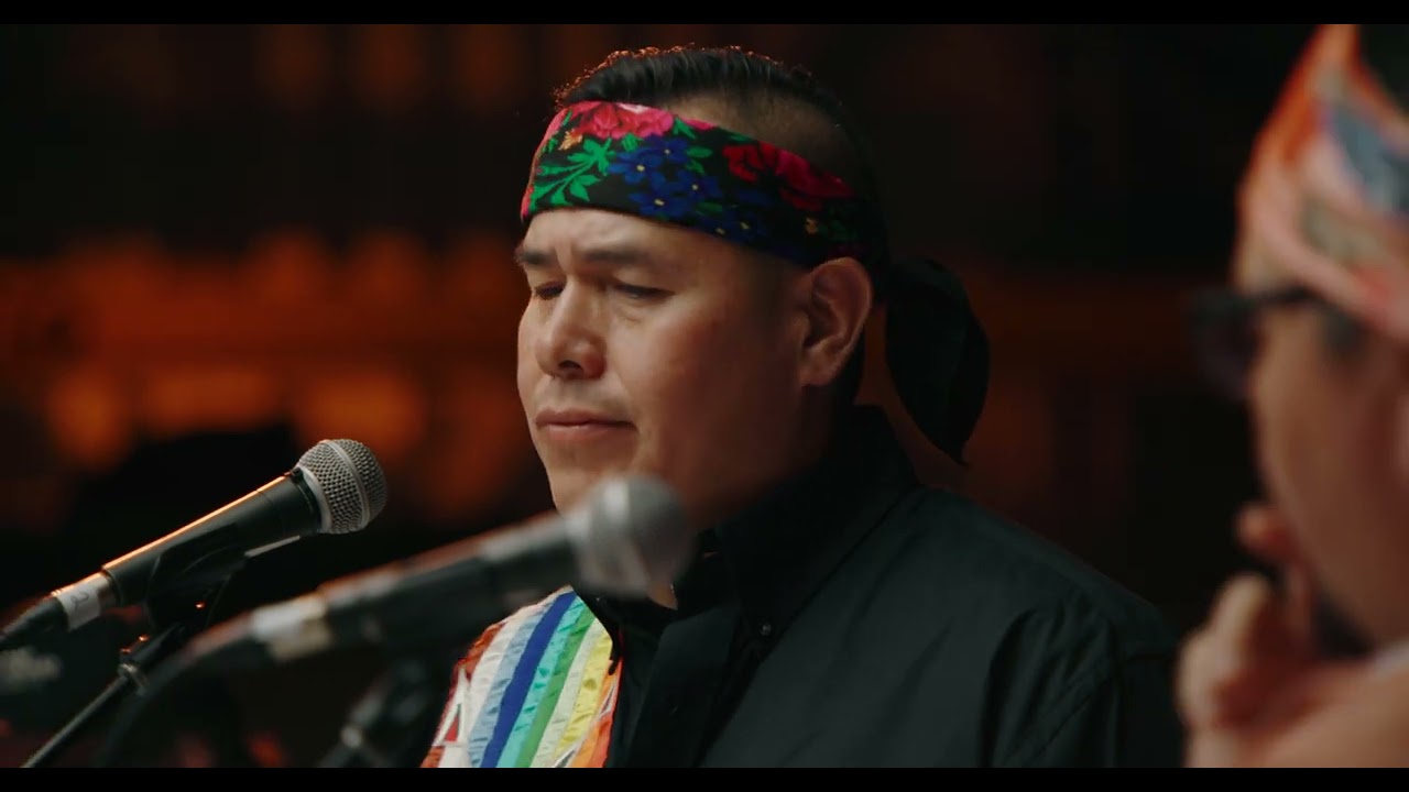 Reuben and the Bullhorn Singers - Fly Away (Live at ATCO Spacelab)